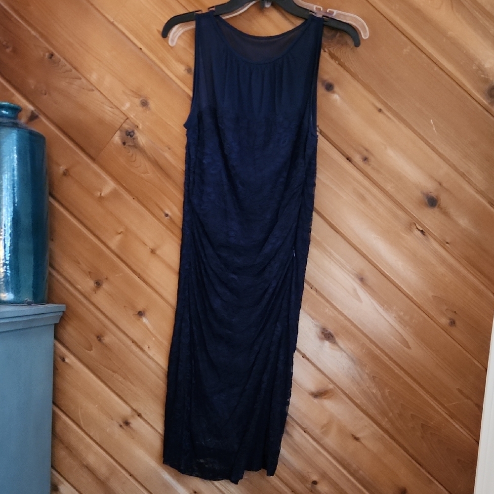 Elegant Navy Sleeveless Dress